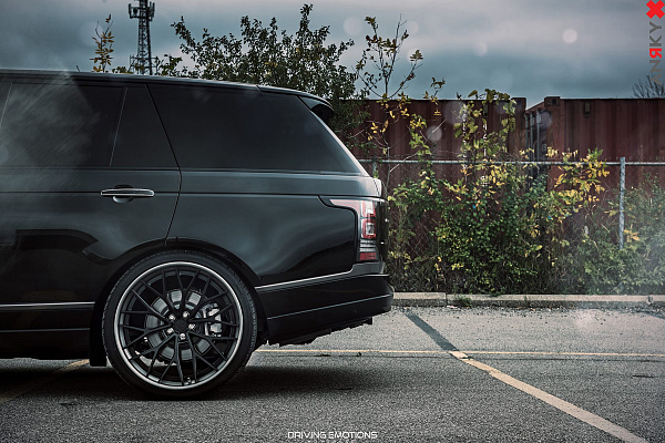 Фото дисков Anrky AN30 Черный сатин на Land Rover Range Rover IV