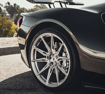 Фото дисков Vossen EVO-2R на Ford GT II