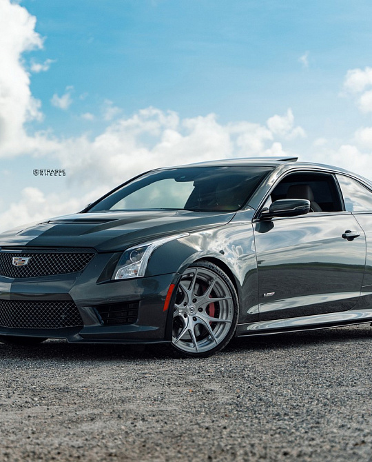Фото дисков SM5R Deep Concave Duoblock Глянцевый темный лак на Cadillac ATS