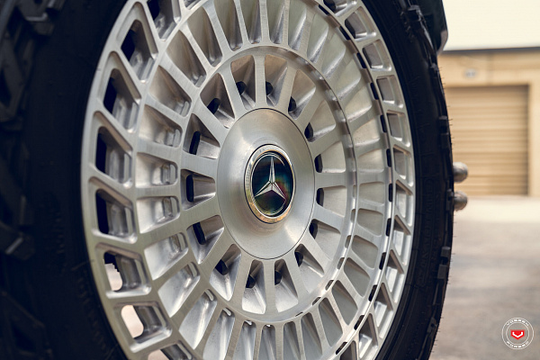 Фото дисков Vossen LC3-13T Белый глянец на Mercedes-Benz G-Class II