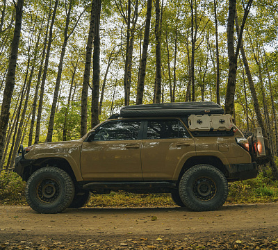 Фото дисков Black Rhino AXLE на Toyota 4Runner V