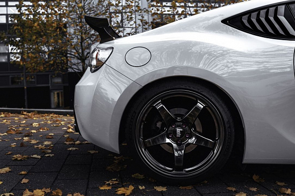 Фото дисков Bola B2R Глянцевый темный лак на Toyota GT86