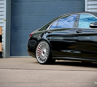 Фото дисков Vossen S17-15T на Mercedes-Benz S-Class (W222, C217)