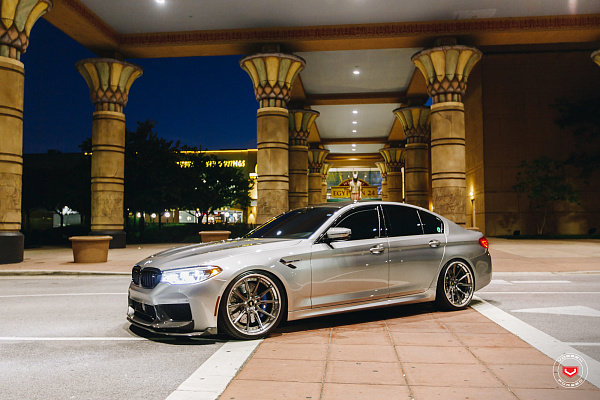 Фото дисков Vossen EVO-2R (3-Piece) Глянцевый тонированный лак на BMW 5/M5 (G30/F90)