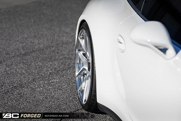 Фото дисков BC Forged HCA381 Глянцевый лак на Porsche 911 VII