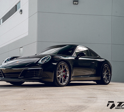 Фото дисков HRE P101 на Porsche 911 VII