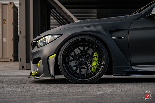 Фото дисков Vossen M-X3 (3-Piece) Черный сатин на BMW 4/M4 (F32/F82)