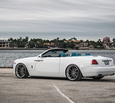 Фото дисков Anrky AN33 на Rolls-Royce Wraith