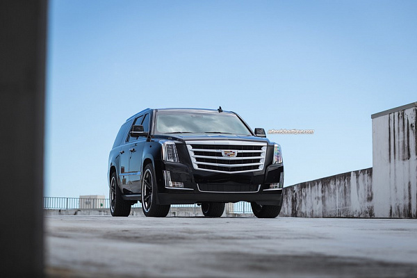 Фото дисков Anrky AN36-S Черный глянец на Cadillac Escalade IV