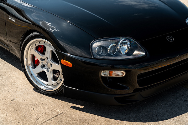 Фото дисков Strasse Wheels S5 Track Глянцевый лак на Toyota Supra A80