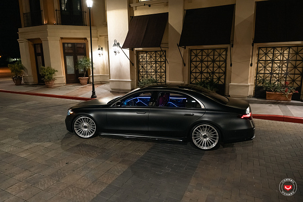 Фото дисков Vossen S17-13 Глянцевый лак на Mercedes-Benz S-Class (W223)