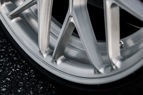 Фото дисков Brixton Forged CM6-R Глянцевый лак на Mercedes-Benz E-Class (W213, S213, C238)