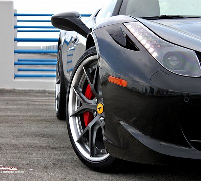 Фото дисков HRE S101 на Ferrari 458