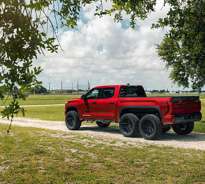 Фото дисков Vossen HF6-5 на Toyota Tundra III