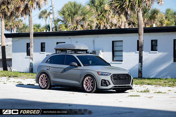 Фото дисков BC Forged HCS04 Другой цвет на Audi Q5 (FY)