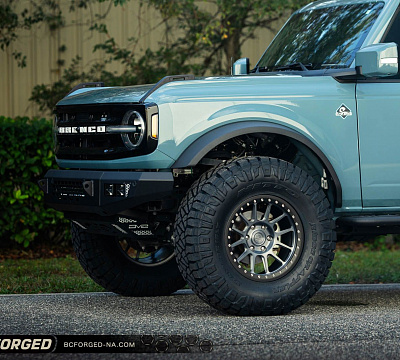 Фото дисков BC Forged RD03-BL на Ford Bronco