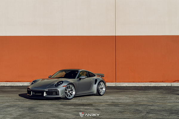 Фото дисков Anrky XR-201 Глянцевый лак на Porsche 911 VIII