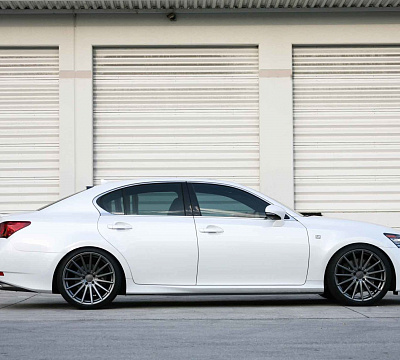 Фото дисков Vossen VFS-2 на Lexus GS IV