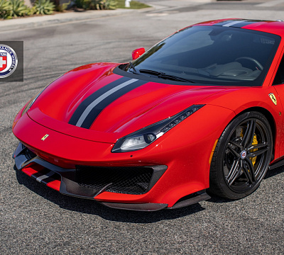 Фото дисков HRE P107SC на Ferrari 488