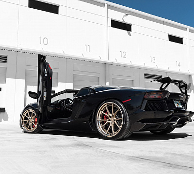 Фото дисков Anrky AN32 на Lamborghini Aventador