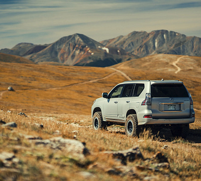 Фото дисков Black Rhino PRIMM на Lexus GX II