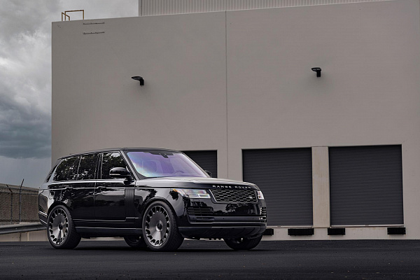 Фото дисков Asanti ARISTOCRAT Глянцевый темный лак на Range Rover IV
