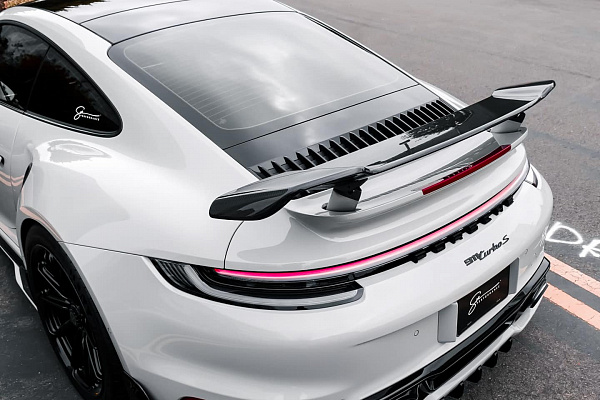 Фото дисков Brixton Forged R11-RS Черный глянец на Porsche 911 VIII