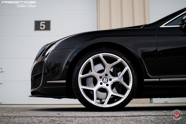 Фото дисков Vossen CG-205 Глянцевый лак на Bentley Continental GT I