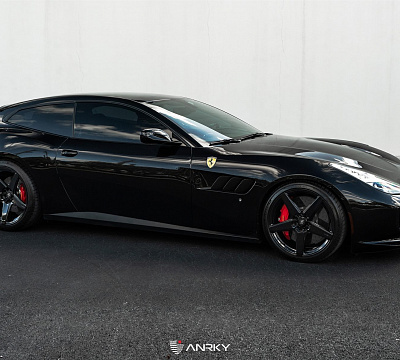 Фото дисков Anrky RS5.1 на Ferrari GTC4Lusso