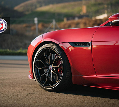 Фото дисков HRE P201 на Jaguar F-Type