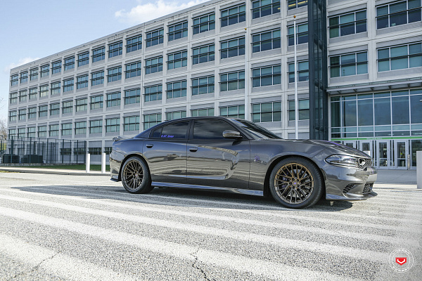 Фото дисков Vossen EVO-6T Сатиновая бронза на Dodge Charger VII