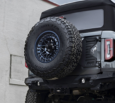 Фото дисков Black Rhino ALPHA на Ford Bronco