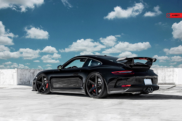 Фото дисков Anrky AN38 Черный глянец на Porsche 911 VII