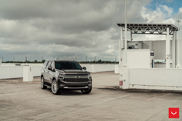 Фото дисков Vossen HF6-1 Серебро на Chevrolet Tahoe V
