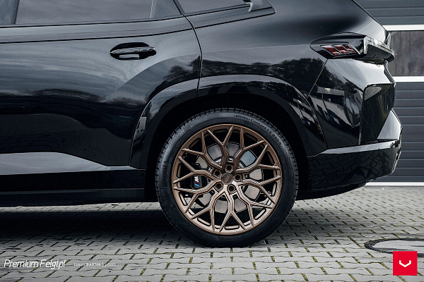 Фото дисков Vossen HF-2 Сатиновая бронза на BMW XM