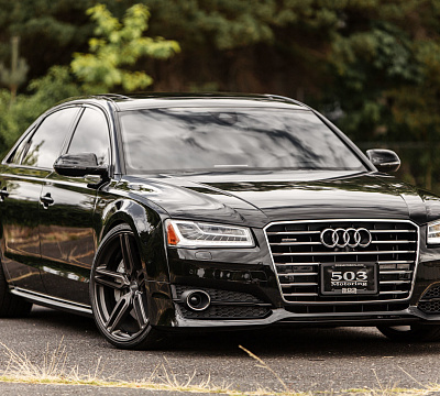 Фото дисков Vossen HF-1 на Audi A/S 8 (D4)