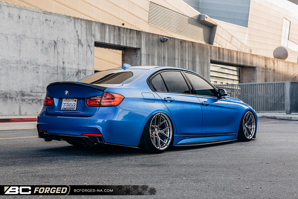 Фото дисков BC Forged HCS21 Глянцевый тонированный лак на BMW 3/M3 (F3x/F80)