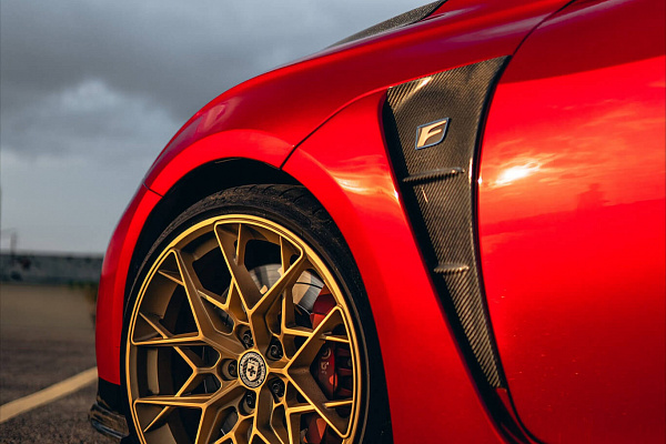 Фото дисков HRE FF10 Сатиновое золото на Lexus RC