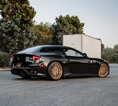 Фото дисков Brixton Forged HS1 на Ferrari FF