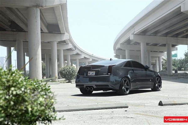 Фото дисков Vossen CV3 Сатиновый графит на Cadillac CTS II