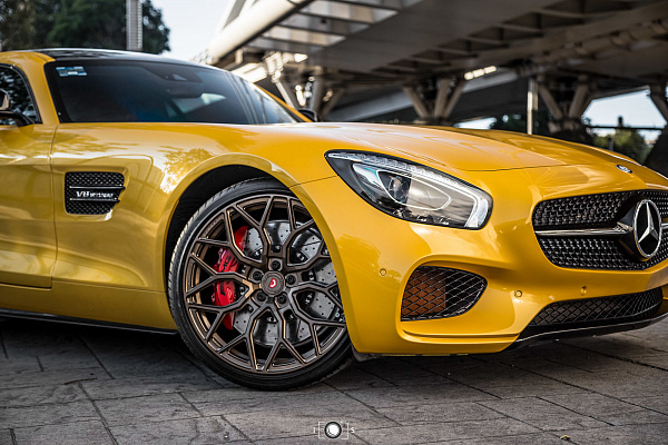 Фото дисков Vossen S17-01 Сатиновая бронза на Mercedes-Benz AMG GT I