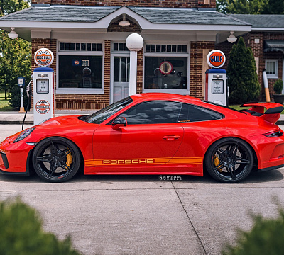 Фото дисков Strasse Wheels SV2 Deep Concave Monoblock на Porsche 911 VII