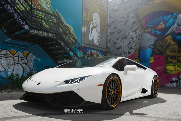 Фото дисков Strasse Wheels SV10M Deep Concave FS Другой цвет на Lamborghini Huracan