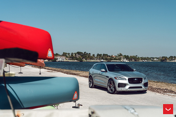 Фото дисков Vossen HF-1 Сатиновый графит на Jaguar F-Pace