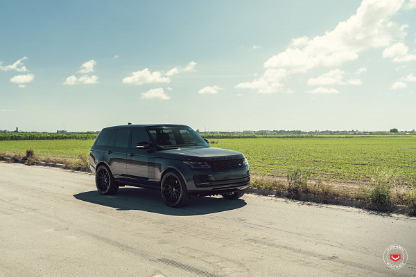 Фото дисков Vossen EVO-6T Черный глянец на Land Rover Range Rover IV