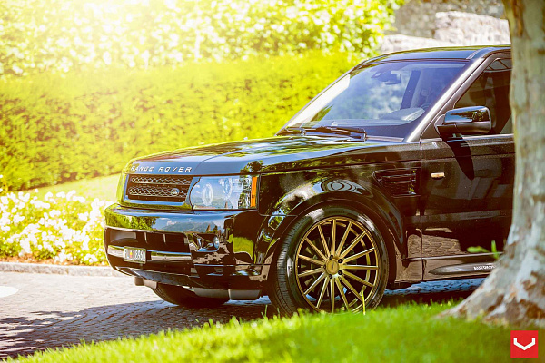 Фото дисков Vossen VFS-2 Сатиновое темное золото на Range Rover Sport I
