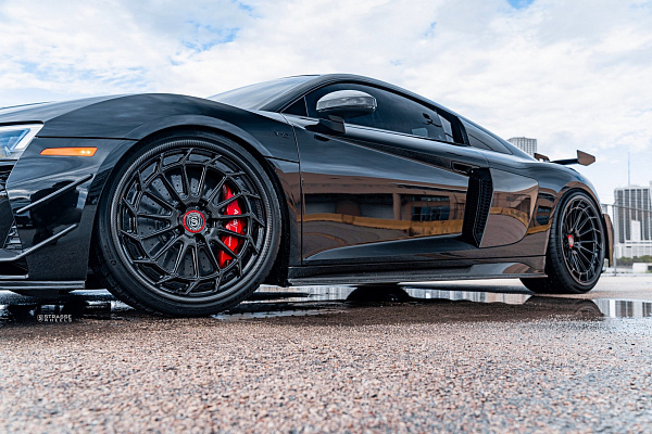 Фото дисков Strasse Wheels SV15FF Deep Concave FS Другой цвет на Audi R8 (4S)