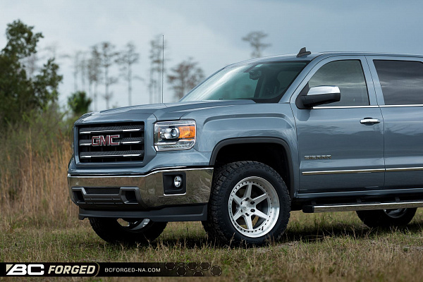 Фото дисков BC Forged LE61 // MLE61 Глянцевый лак на GMC Sierra III