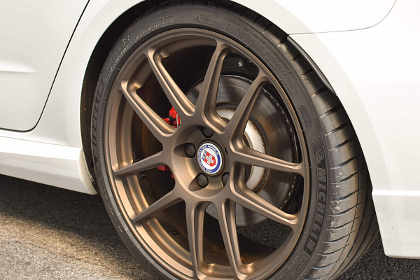 Фото дисков HRE RC104 Сатиновая бронза на Audi A/S/RS 3 (8V)