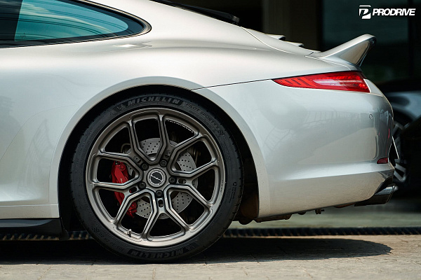 Фото дисков Brixton Forged CM5-R Глянцевый темный лак на Porsche 911 VII